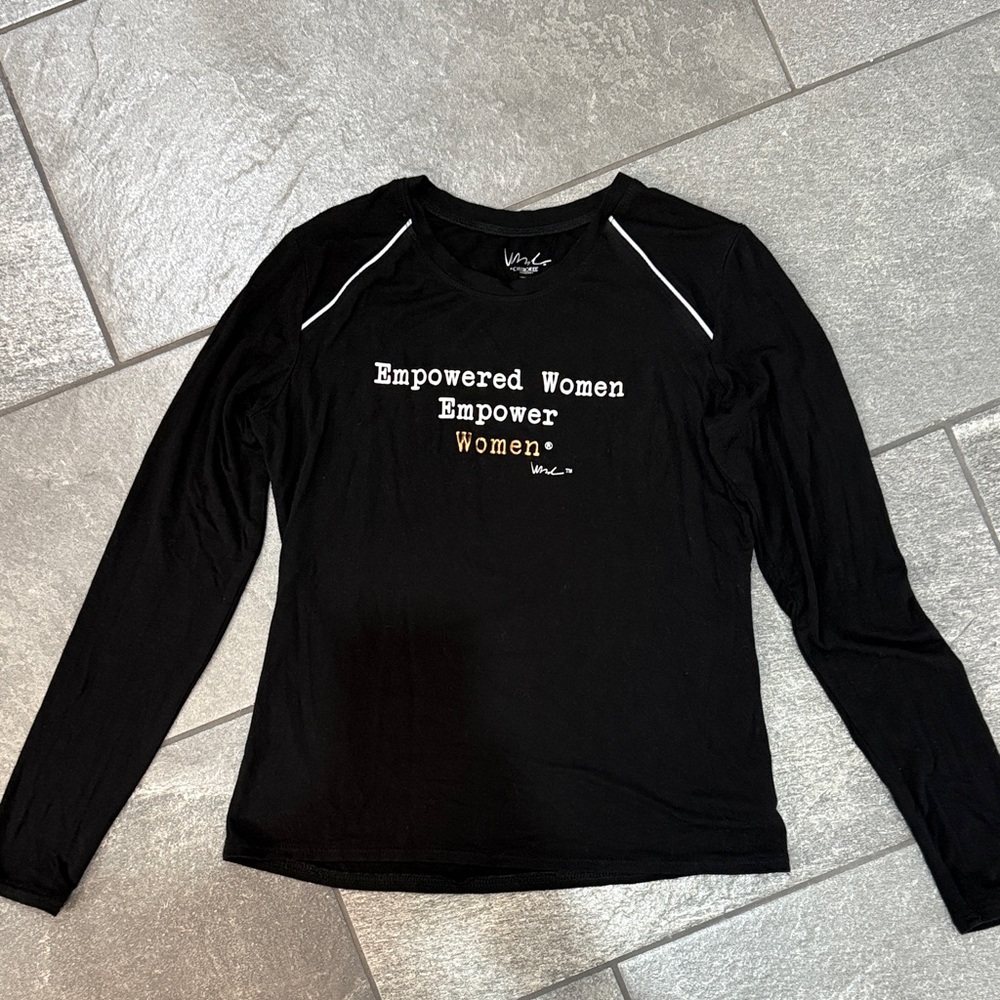 Cherokee Black Empowering Signature Top